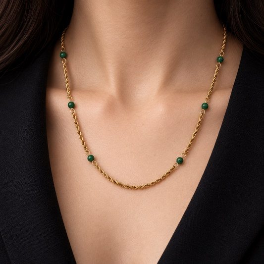 Smara Dewdrop Necklace