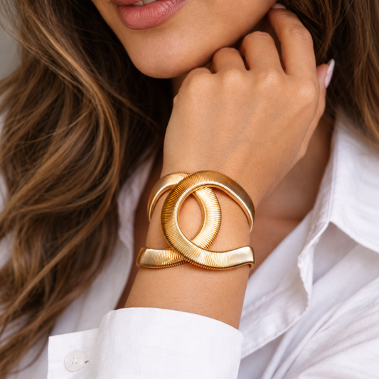 Smara Gold Cross Bracelet