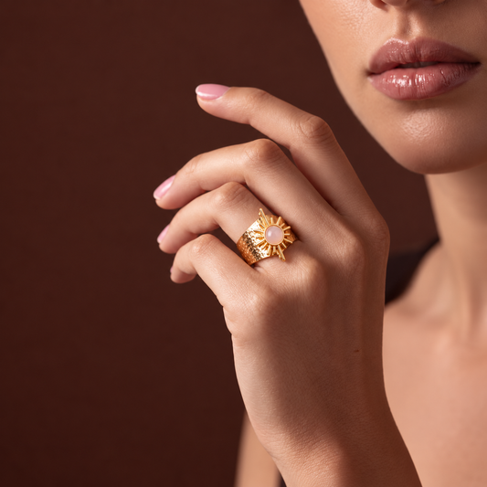 Smara Geometric Natural White Stone Adjustable Ring